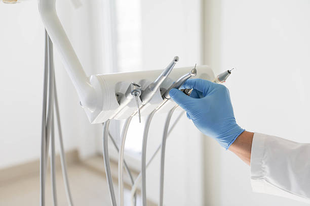 24/7 Emergency Dental Implants experts in Brighton, IL